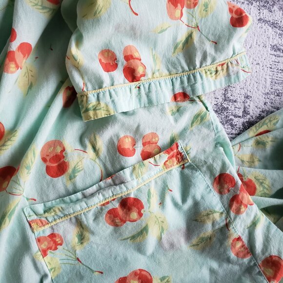 Vintage Soft Pistachio Green + Cherry Sheer Light Bath Sauna Spa Robe - Picture 4 of 7